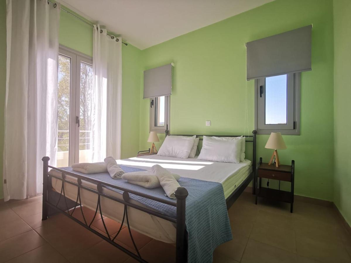 XI House Villa Xi Beach Екстериор снимка